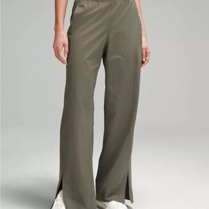 Lululemon Stretch Woven Wide-Leg High-Rise Pant